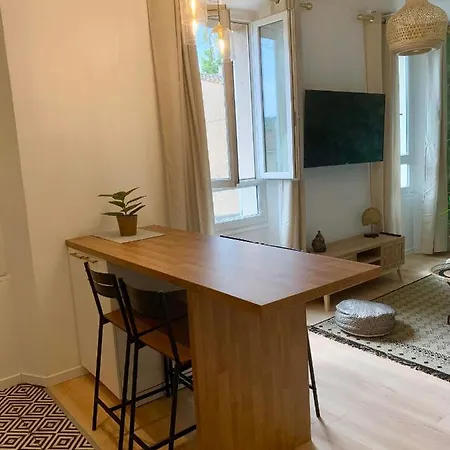 Rue Marceau Apartamento